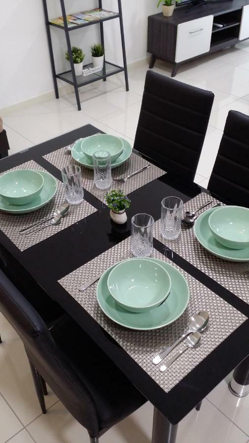 Happy Homestay@Icon City Petaling Jaya Sunway Subang מראה חיצוני תמונה